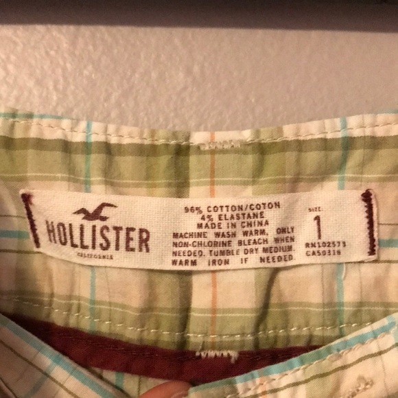 Hollister plaid mini skirt - Picture 5 of 5
